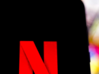 Netflix将播放某物随机播放功能扩展到Android