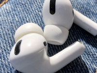 即将推出的AppleAirPodsPro2可能会继续配备Lightning充电