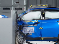 2022 Jeep Compass 获得 IIHS 最佳安全选择奖