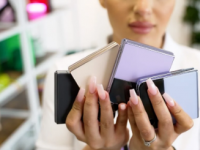 三星Galaxy Z Flip 4 Galaxy Z Fold 4 即日起在 40 多个国家发售