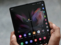 保修期满后 Galaxy Z Fold 3 屏幕无故开裂