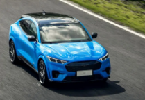 福特召回2022款MustangMach-EEV以修复半轴问题