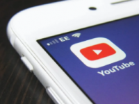  YouTube的全屏视频播放器现在有了新的用户界面YouTube