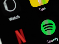 Spotify正在测试歌词付费墙付费跟着唱