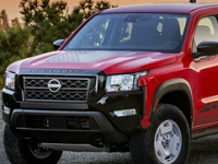 复古NissanFrontier硬体版成为2024年卡车阵容的头条新闻